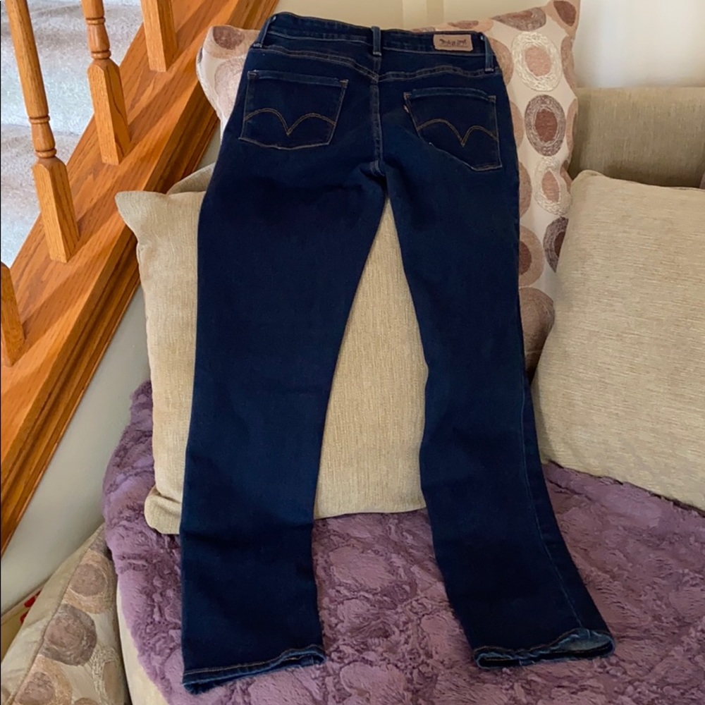 Levi’s Jeans Mid Rise Skinny Dark Blue Denim Jeans stretch sz 4 W27 L30 - Picture 2 of 16